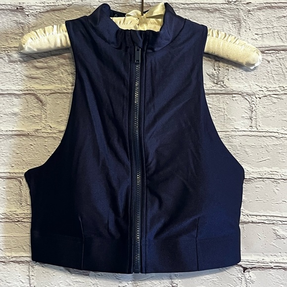 Fabletics Training Bra Cropped Top - Picture 6 of 11